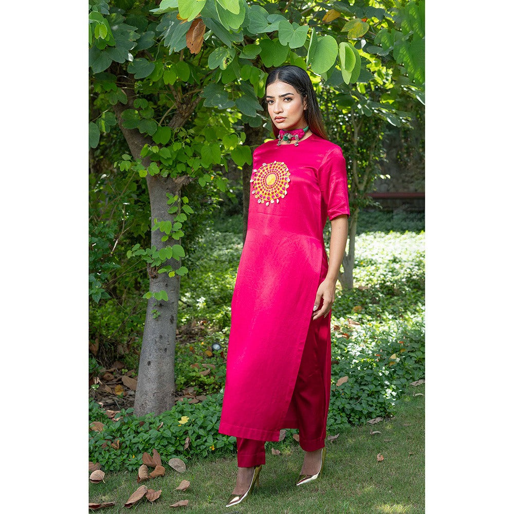 Ekavira Gulab Patch Kurta with Pant & Dupatta for Women (Set of 3)