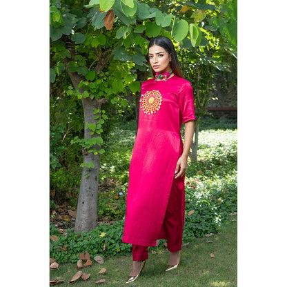 Ekavira Gulab Patch Kurta with Pant & Dupatta for Women (Set of 3)