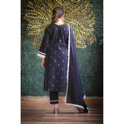 Ekavira Black Sajda Kurta with Pant and Dupatta (Set of 3)