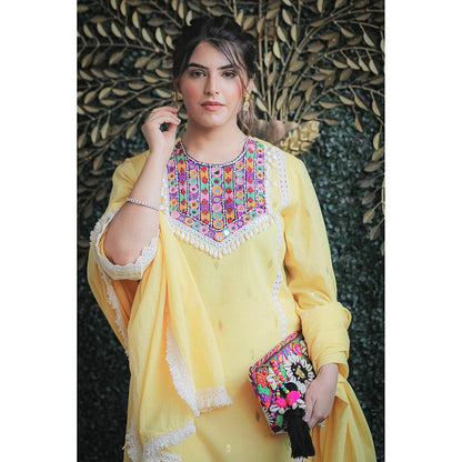 Ekavira Yellow Sajda Kurta with Pant and Dupatta (Set of 3)
