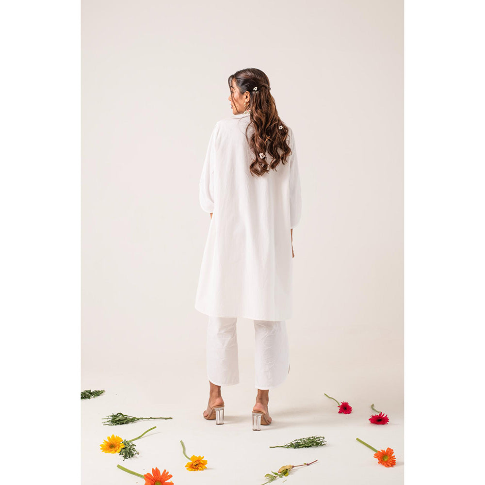Ekavira Vedika White Floral Print Kurta and Pant (Set of 2)