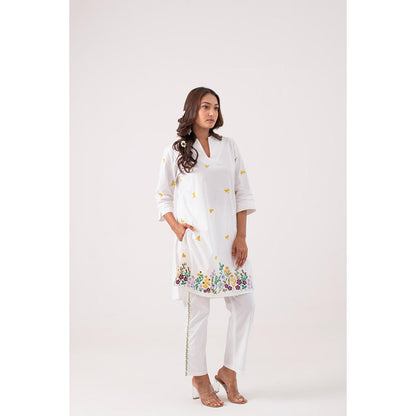Ekavira Shakti Floral Printed Kurta and Pant (Set of 2)