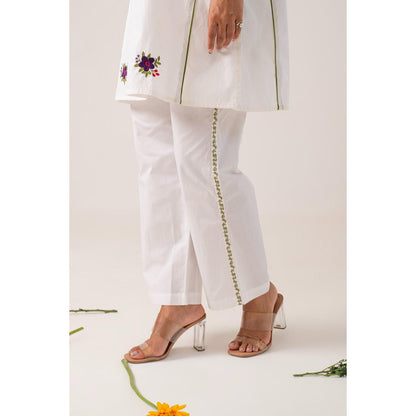 Ekavira Amba White Floral Print Kurta and Pant (Set of 2)