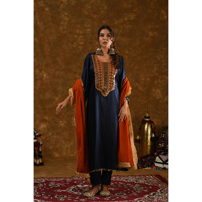 Ekavira Raahi Collection Zahra Embroidered Kurta with Pant and Dupatta (Set of 3)