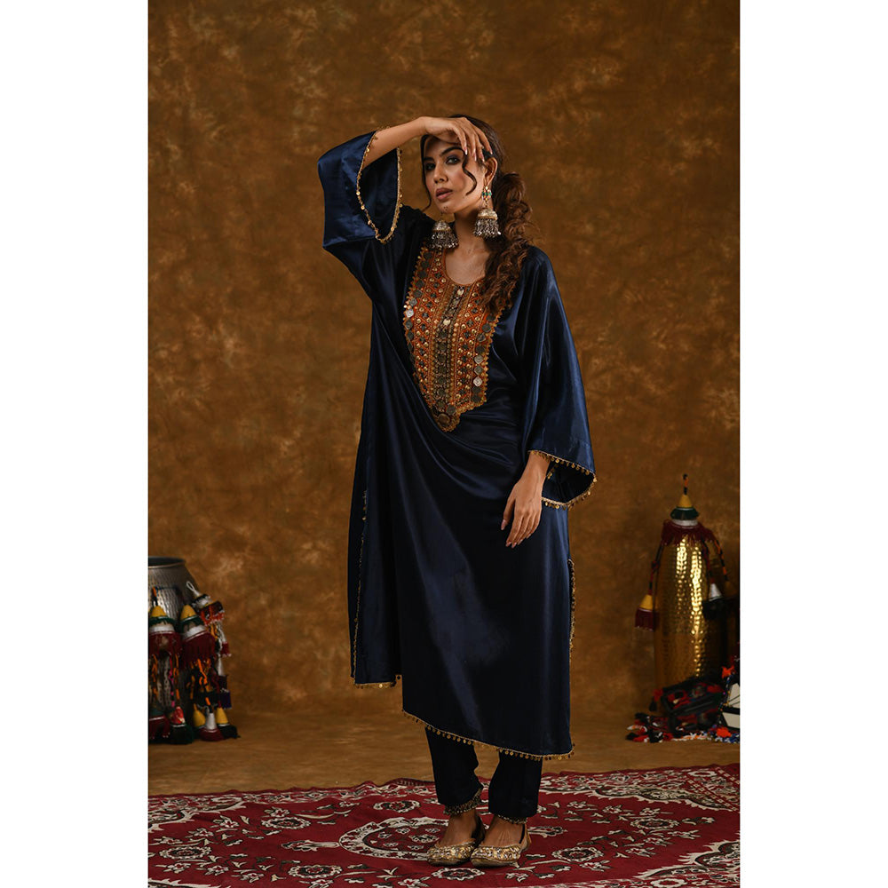 Ekavira Raahi Collection Zahra Embroidered Kurta with Pant and Dupatta (Set of 3)