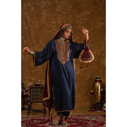 Ekavira Raahi Collection Zahra Embroidered Kurta with Pant and Dupatta (Set of 3)