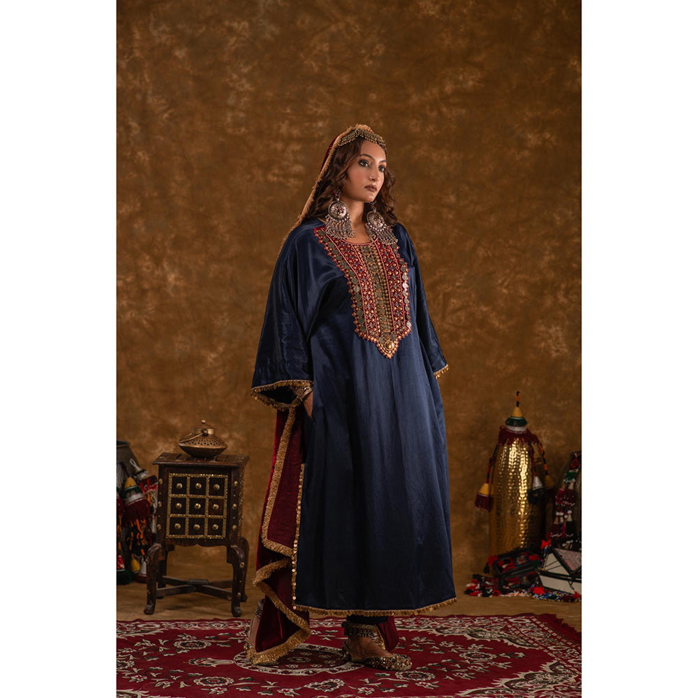 Ekavira Raahi Collection Zahra Embroidered Kurta with Pant and Dupatta (Set of 3)