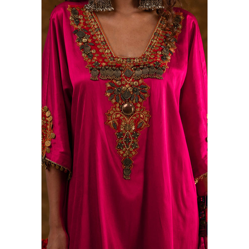 Ekavira Raahi Collection Layla Embroidered Kurta and Pant with Dupatta (Set of 3)