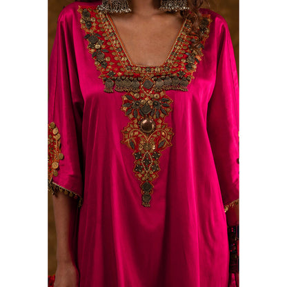 Ekavira Raahi Collection Layla Embroidered Kurta and Pant with Dupatta (Set of 3)