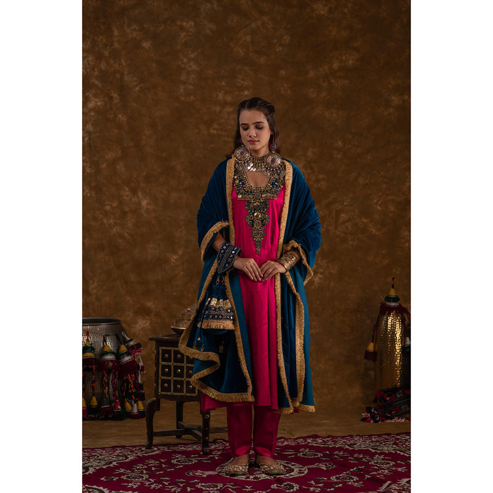 Ekavira Raahi Collection Layla Embroidered Kurta and Pant with Dupatta (Set of 3)