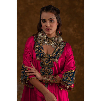 Ekavira Raahi Collection Layla Embroidered Kurta and Pant with Dupatta (Set of 3)