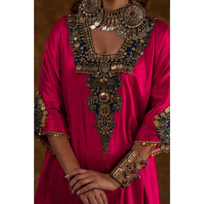 Ekavira Raahi Collection Layla Embroidered Kurta and Pant with Dupatta (Set of 3)
