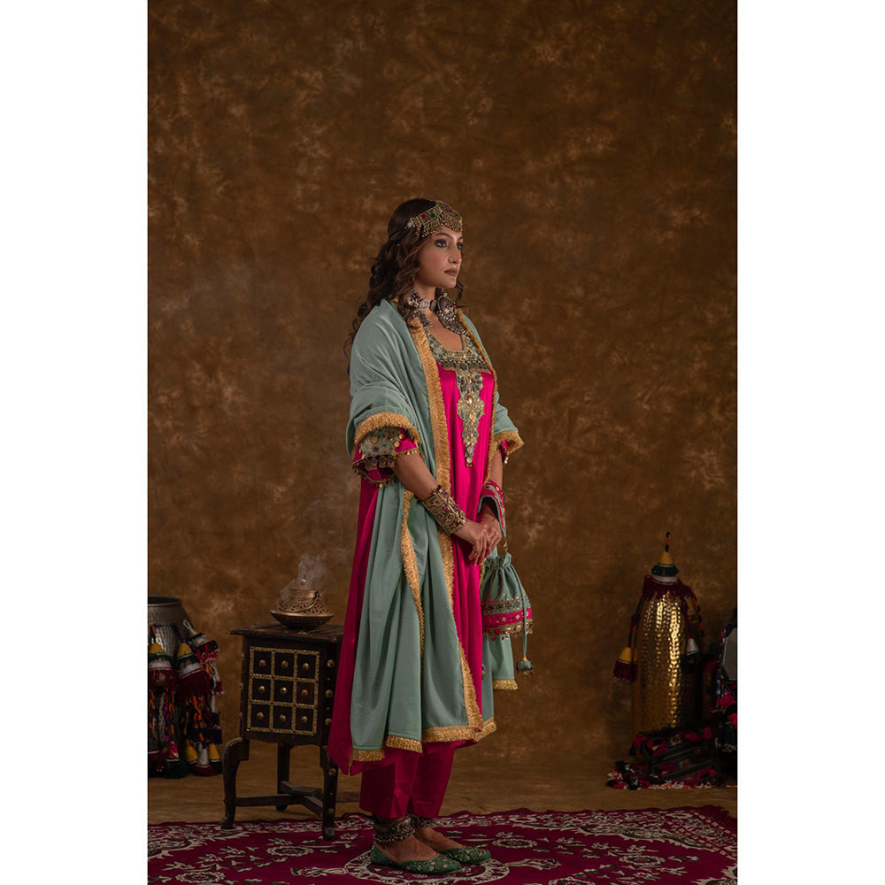 Ekavira Raahi Collection Layla Embroidered Kurta and Pant with Dupatta (Set of 3)
