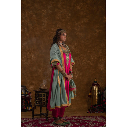Ekavira Raahi Collection Layla Embroidered Kurta and Pant with Dupatta (Set of 3)