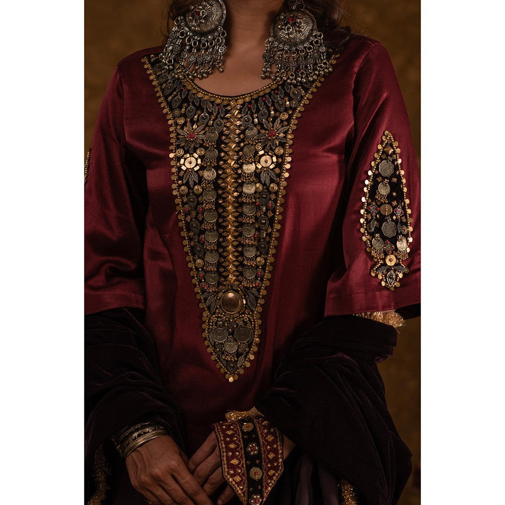 Ekavira Rubina Solid Patch Work Kurta with Tulip Pant and Dupatta (Set of 3)