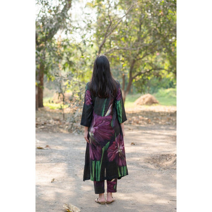 ETAR Variant Floral Print Kurta and Pant (Set of 2)
