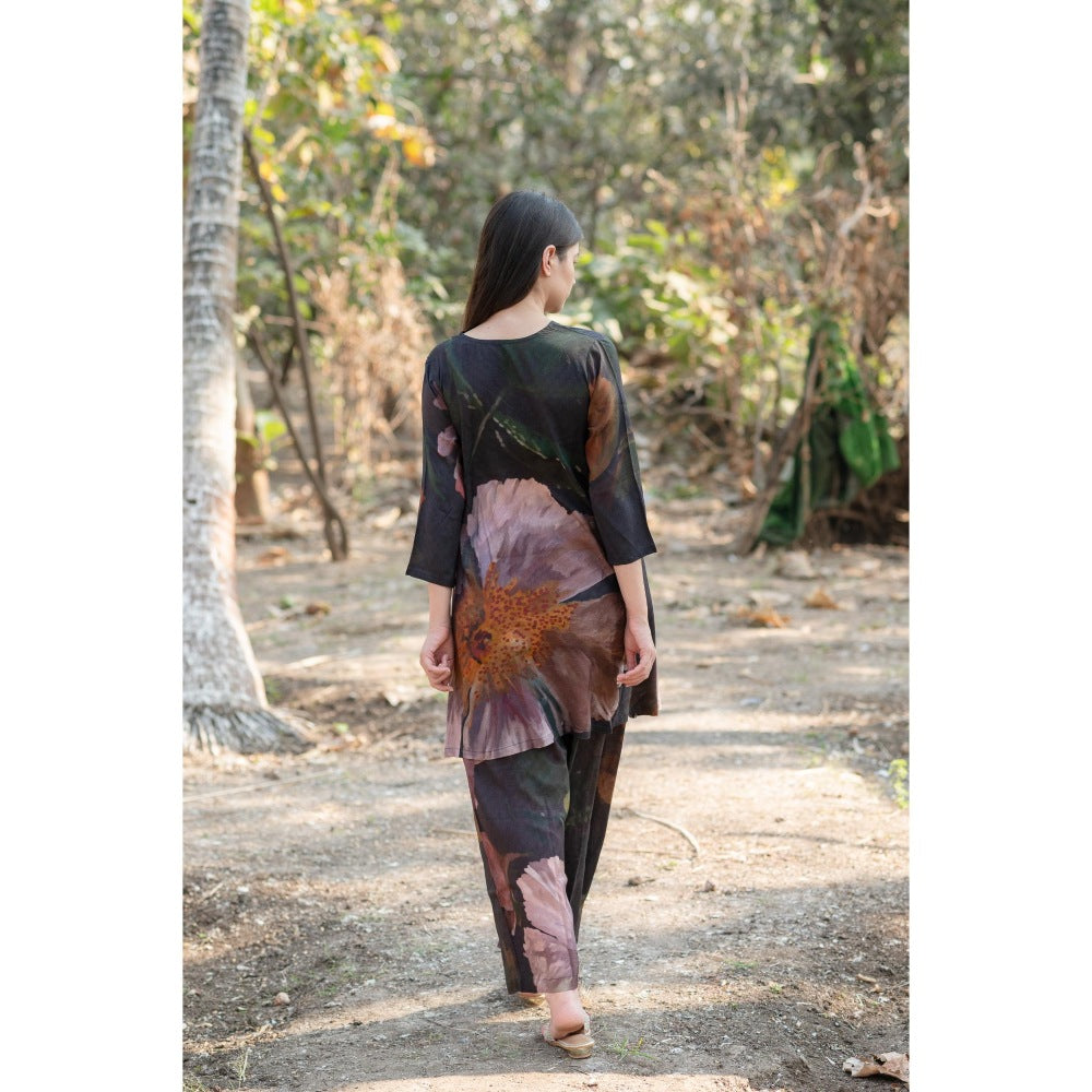 ETAR Liam A Line Long Kurta and Pant (Set of 2)
