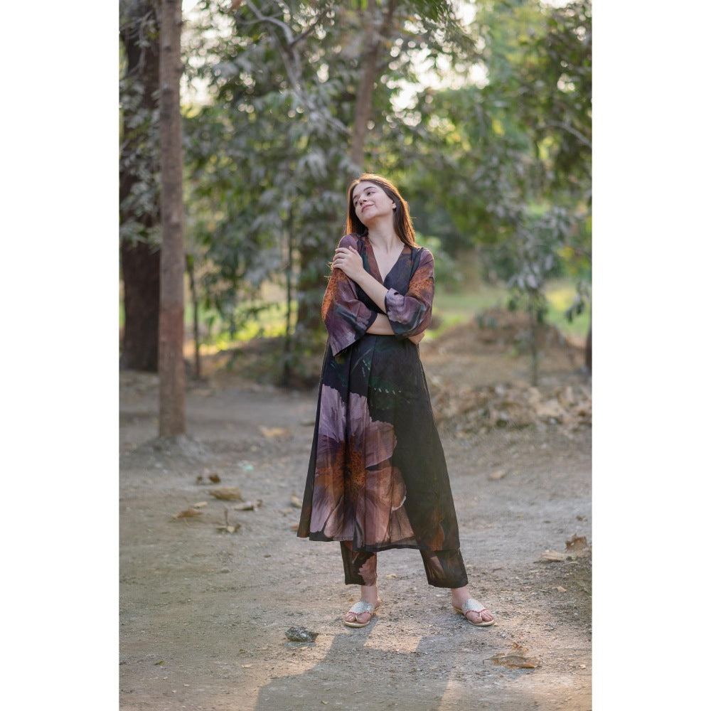 ETAR Liam A Line Long Kurta with Pant and Dupatta (Set of 3)