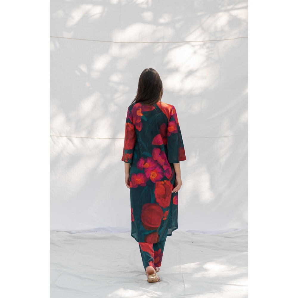 ETAR Jade Kurta with Pant and Dupatta (Set of 3)