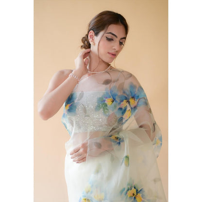 Fallon Studio by Shruti Kaushik Off White Floral Kashi Saree with Unstitched Blouse