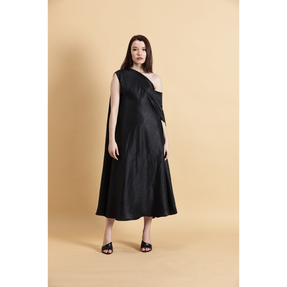 Fawn 24 Black Sapphire Shift Midi Dress