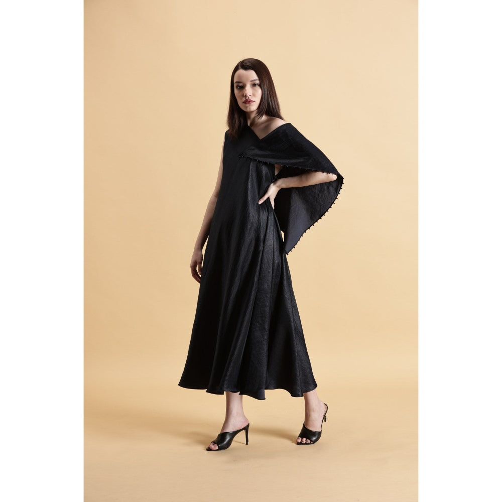 Fawn 24 Black Sapphire Shift Midi Dress