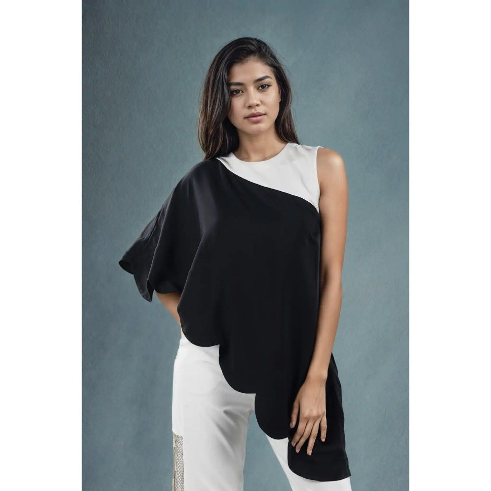 Fawn 24 Black Scallop Duo Top