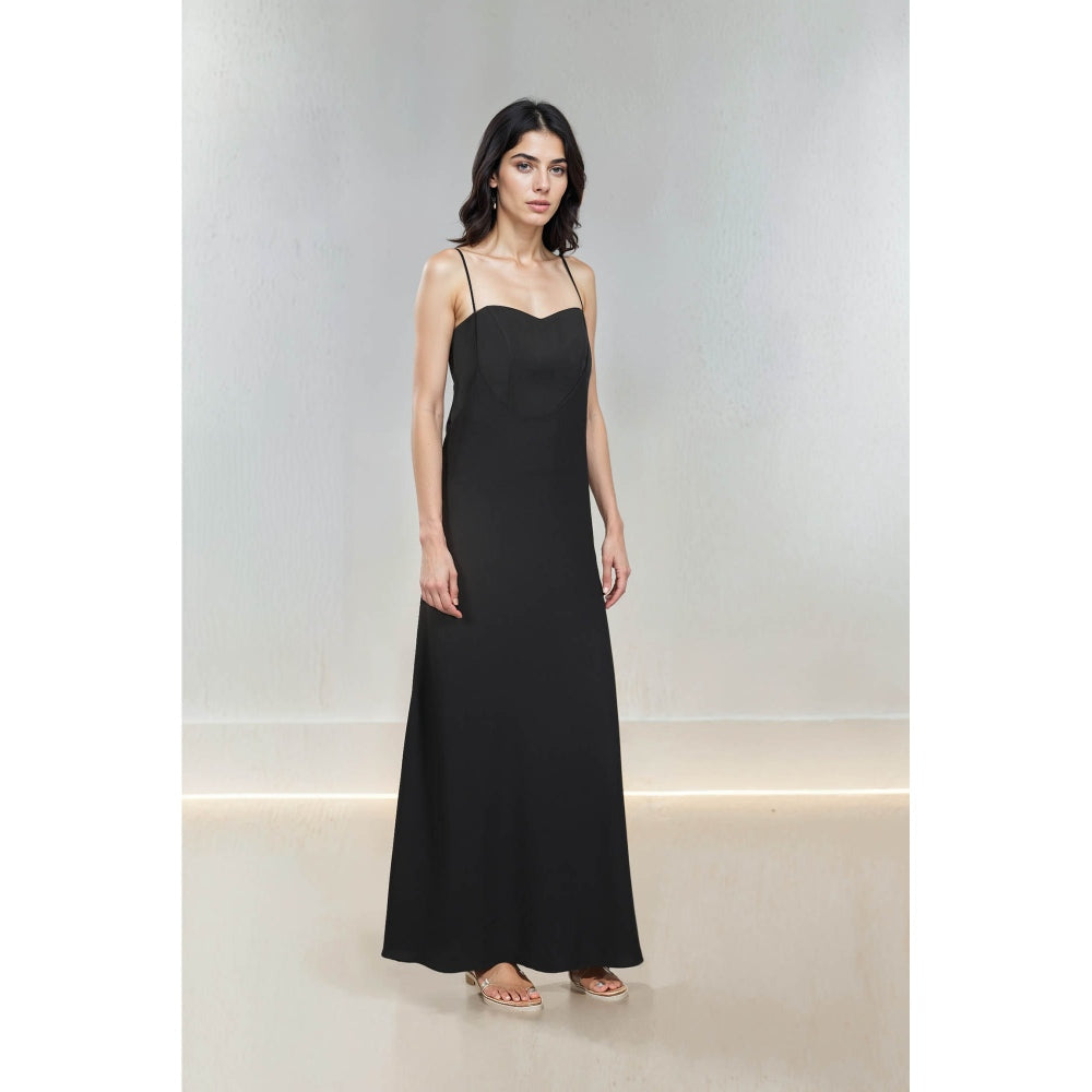 Fawn 24 Black Trapeze Maxi Dress
