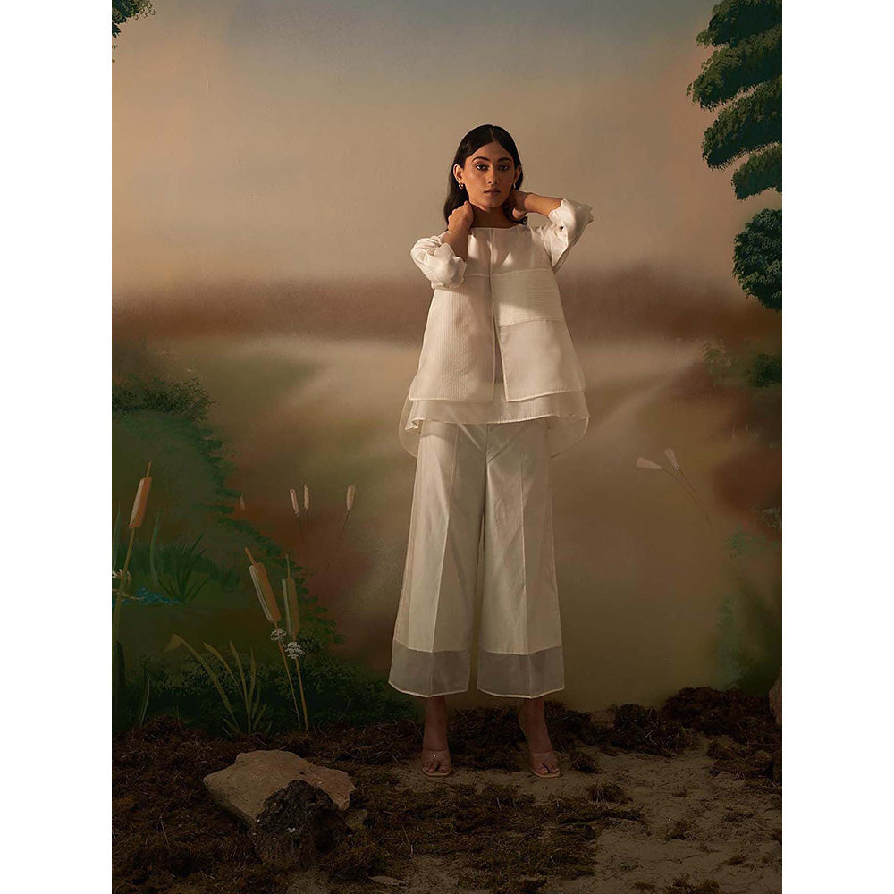 FEBo6 Sun & Shade White Pant