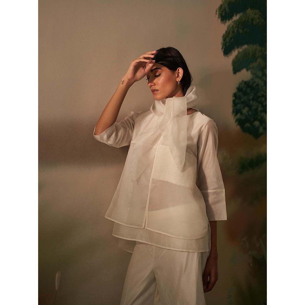 FEBo6 Sun & Shade White Pant