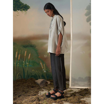 FEBo6 Garland Grey Kaftan Top