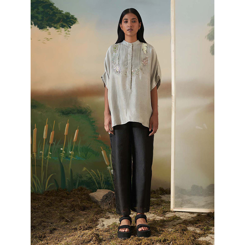FEBo6 Garland Grey Kaftan Top