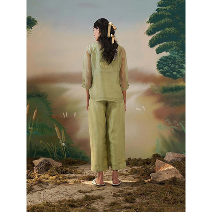 FEBo6 Wildflower Green Embroidered Top