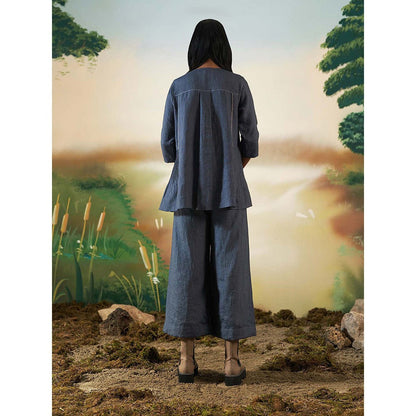 FEBo6 Cedar Navy Blue Top