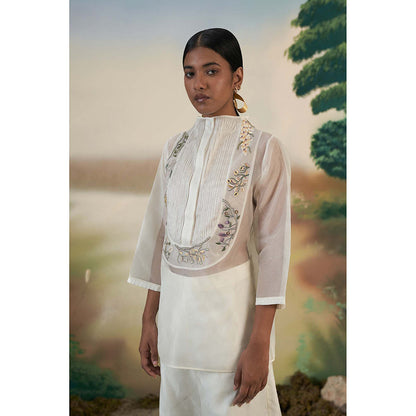 FEBo6 Garland White High Neck Top with Slip (Set of 2)