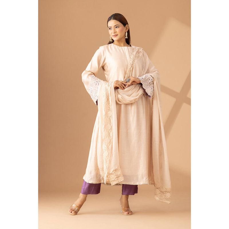 Finethreads by Hina & Nikhat Samaira Daraz Work Kurta Pant with Dupatta (Set of 2)