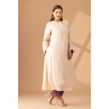 Finethreads by Hina & Nikhat Samaira Daraz Work Kurta Pant with Dupatta (Set of 2)