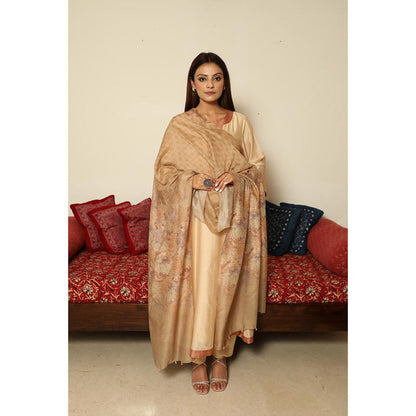 Finethreads by Hina & Nikhat Beige A-Line Chanderi Silk Kurta with Pant and Dupatta