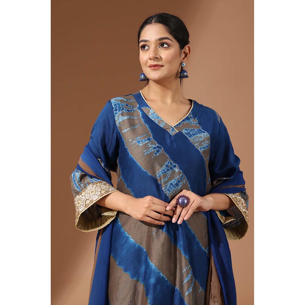 Finethreads by Hina & Nikhat Womens Tie & Dye Navy Blue Kurta with Pant and Dupatta