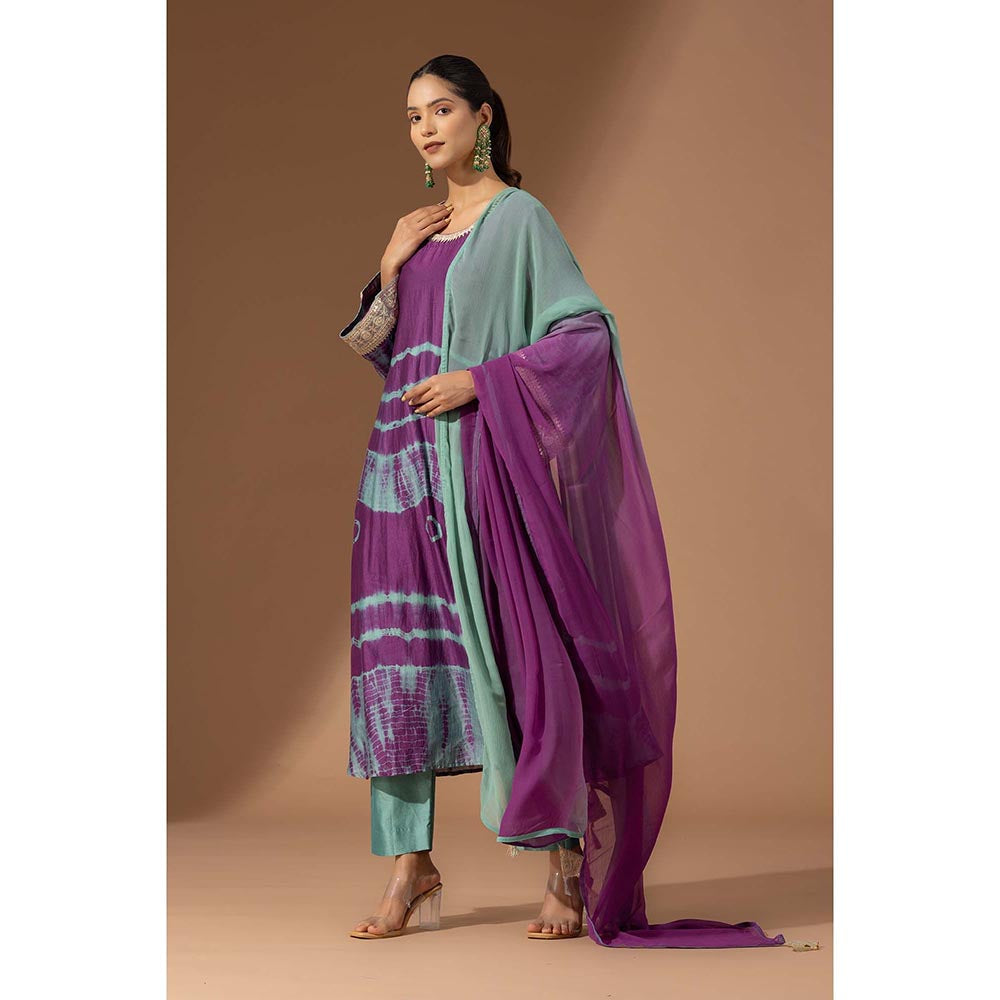 Finethreads by Hina & Nikhat Womens Tie & Dye Purple Kurta with Pant and Dupatta