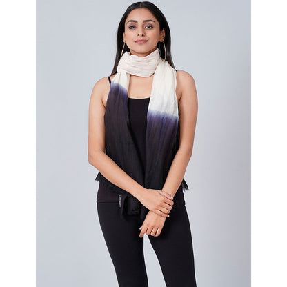 First Resort by Ramola Bachchan White And Navy Blue Colour Block Scarf