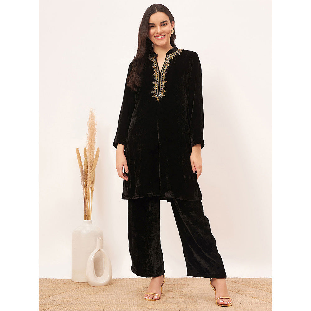 First Resort by Ramola Bachchan Black Hand Embroidered Silk Velvet Kurta Co-Ord