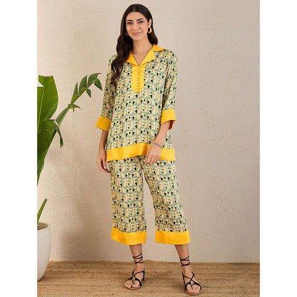 First Resort by Ramola Bachchan Primrose Yellow And Black Geometric Print Co-Ord (Set of 2)