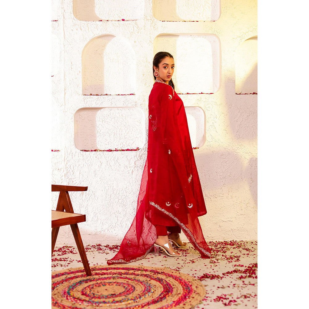 Firann By Shaheen Red Kurta and Pant and Dupatta (Set of 3)