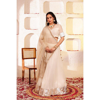 Firann By Shaheen White Lehenga with Blouse and Dupatta (Set of 3)