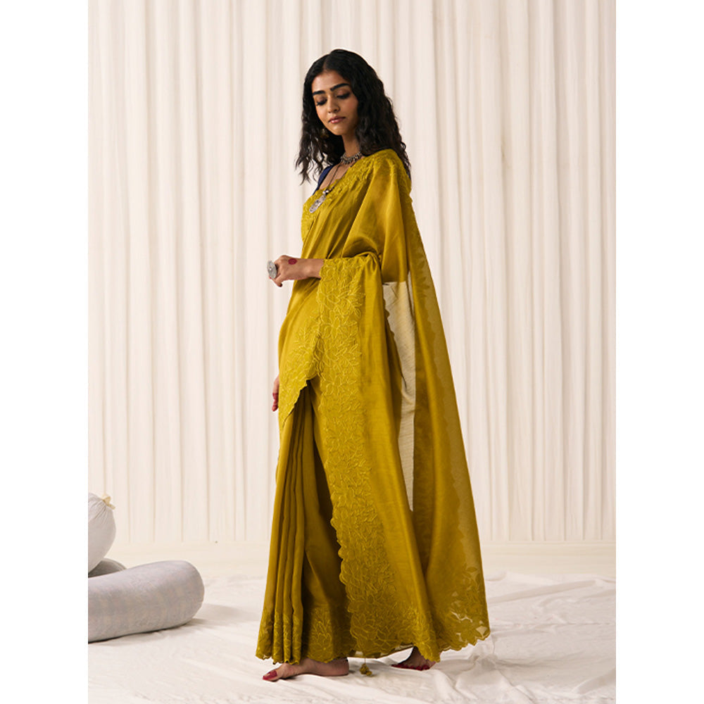 Five Point Five Women's Chameli Green Floral Saree with Unstitched Blouse
