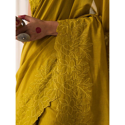 Five Point Five Women's Chameli Green Floral Saree with Unstitched Blouse