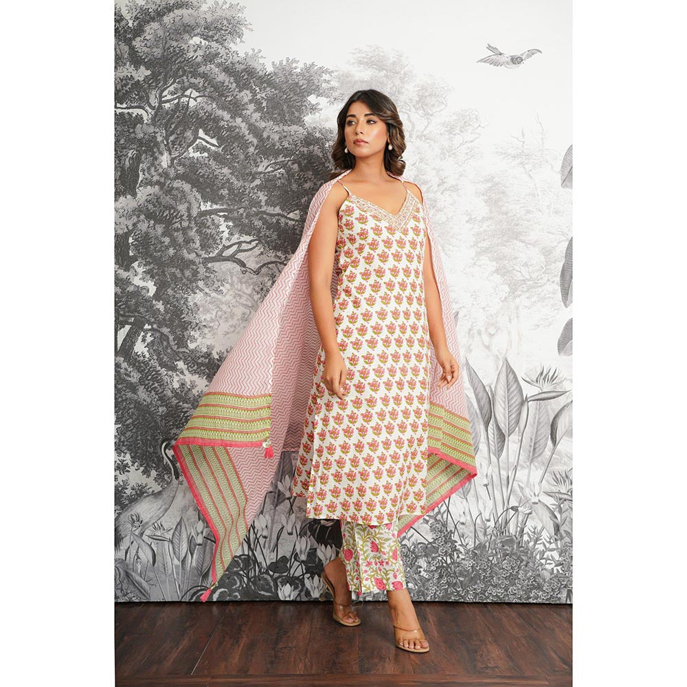 GANGA GRACE White Floral Printed Cotton Kurta with Pant and Dupatta