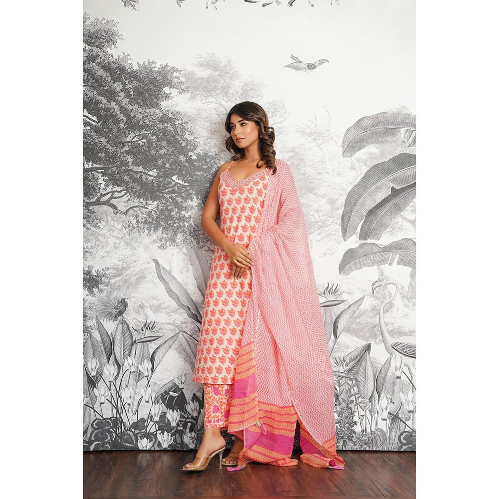 GANGA GRACE Peach Floral Printed Cotton Kurta with Pant and Dupatta