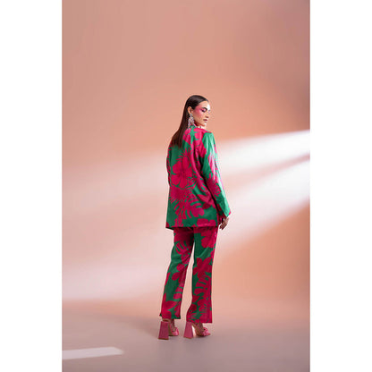 Gazab By Miku Kumar Pink Louvre Love Paris Co-Ord (Set of 2)